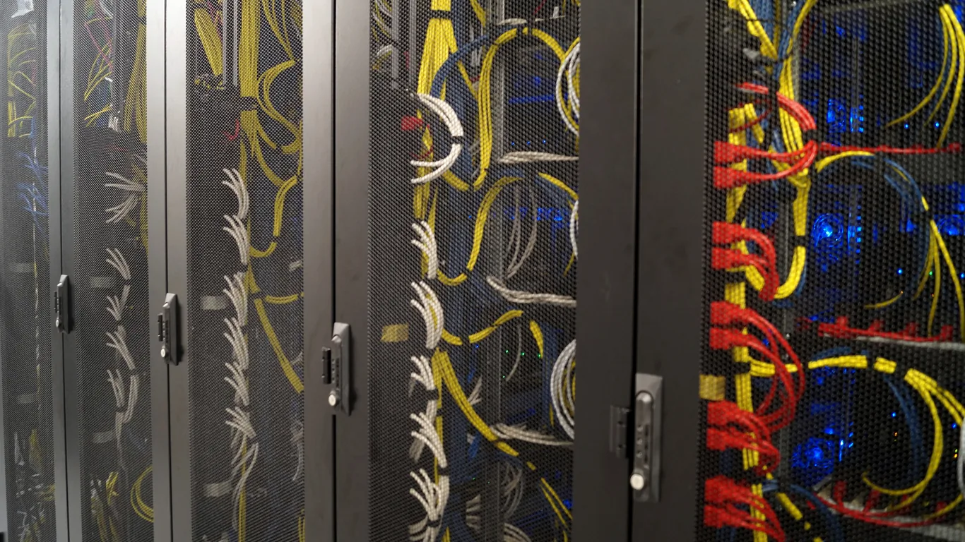 Verkabelung für Premium Dedicated Server - Standort FRA4 nLighten